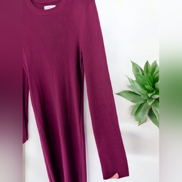 Nine West Crewneck Sweater Dress Color: Australian Orchid Size: LARGE (EUC) - Picture 9 of 14